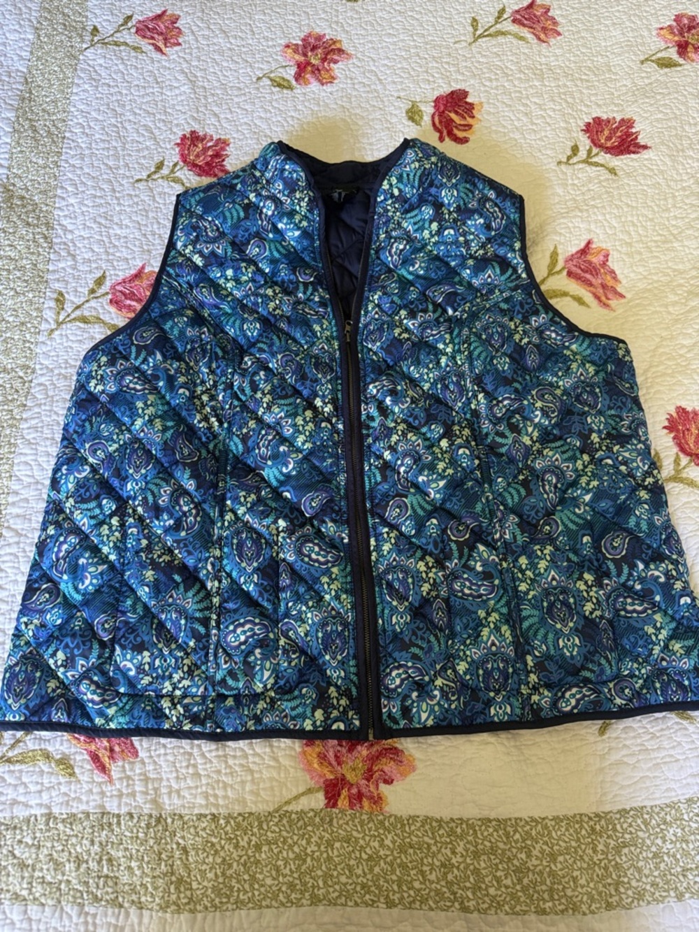 Erika Women’s Reversible Quilted Puffer Vest
